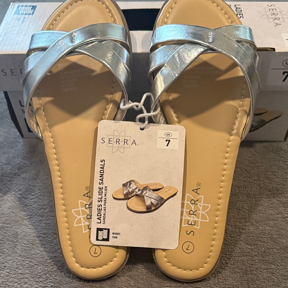 NWT & Box Serra Metallic Silver Women's Slide Sandals